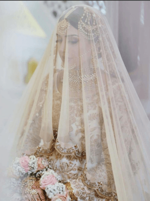Handmade Bridal Dupatta with Pearl Beads & Golden Embroidery – UK